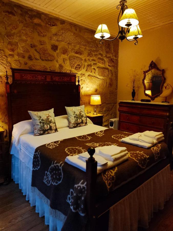 Lugar Da Pedra Alta - B&B - Private Historical Villa Melo Exterior photo