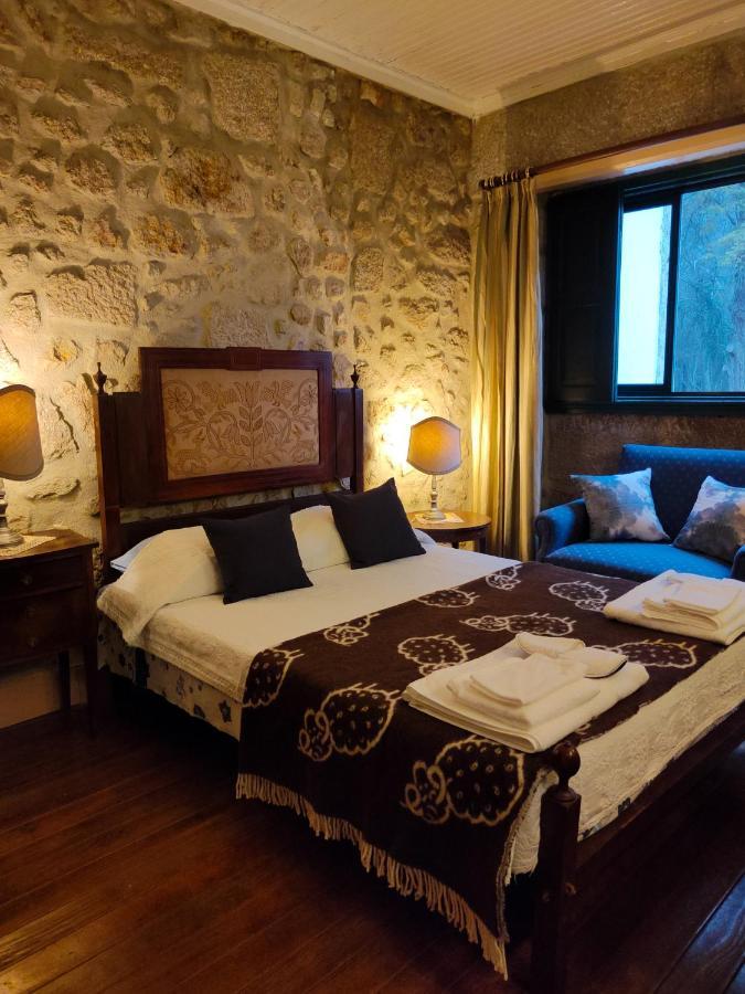 Lugar Da Pedra Alta - B&B - Private Historical Villa Melo Exterior photo
